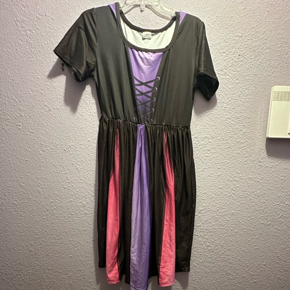 Comfy dark fairy Disney bound.